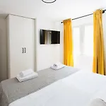 Villa Magna - Seaside With Pool And Sauna Trogir