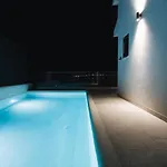 Magna - Seaside With Pool And Sauna Trogir